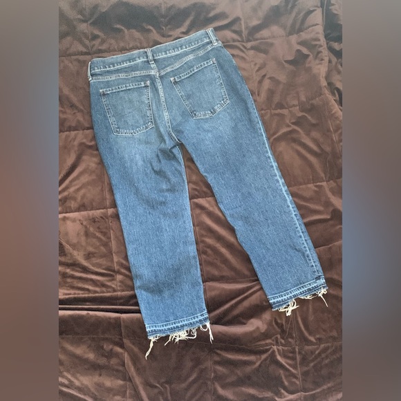 Old Navy Boyfriend Jeans EUC - Picture 2 of 8